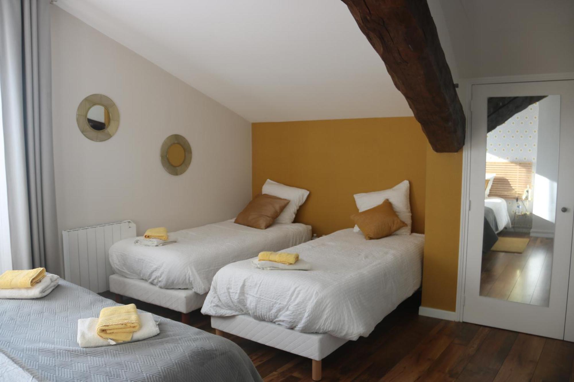 Hotel "Les Peyres" Lamothe-Landerron Zewnętrze zdjęcie